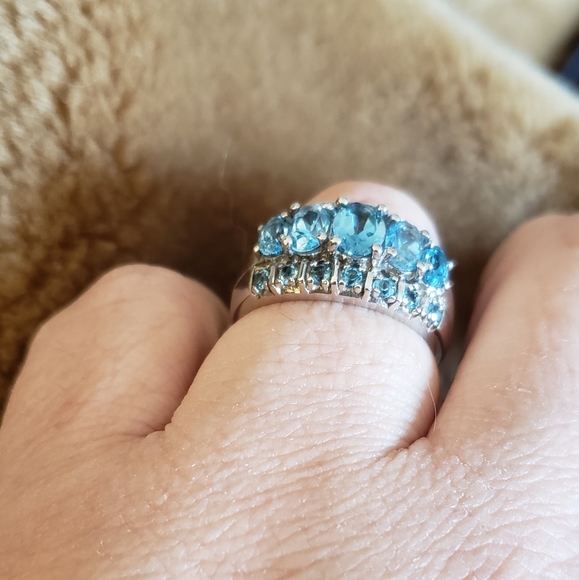 Size 10, Signity Blue Topaz, 925 Silver, Gem Weight: 1 carat, NWT - Picture 4 of 12
